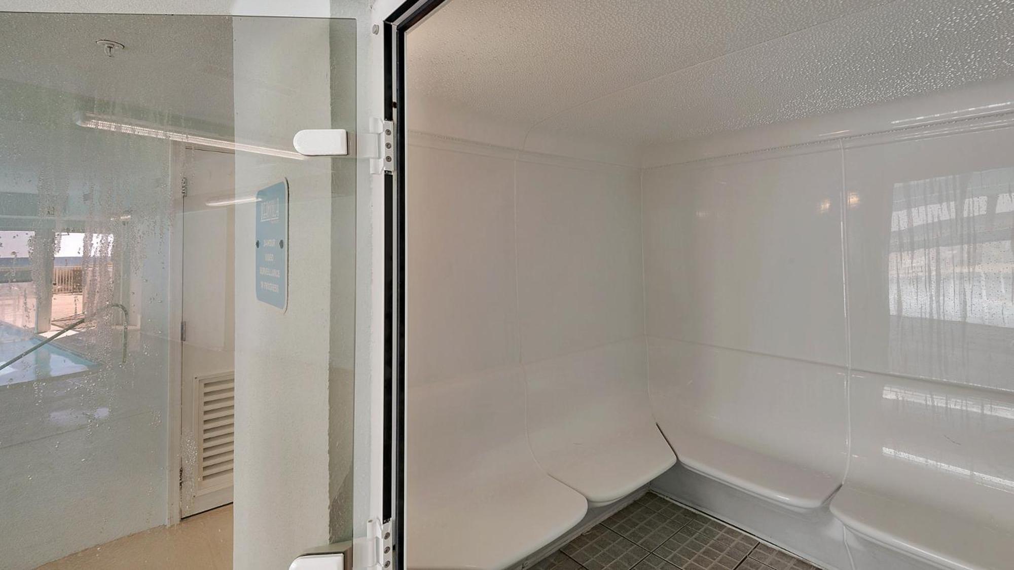 Parking Included-Beachfront 2Bd Ocean Villa! Gorgeous Amenities, Private Complex パナマシティービーチ エクステリア 写真