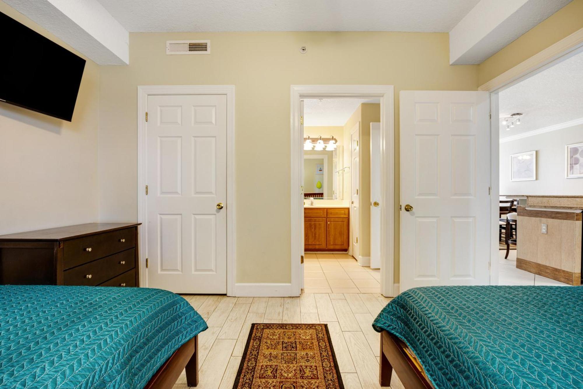Parking Included-Beachfront 2Bd Ocean Villa! Gorgeous Amenities, Private Complex パナマシティービーチ エクステリア 写真